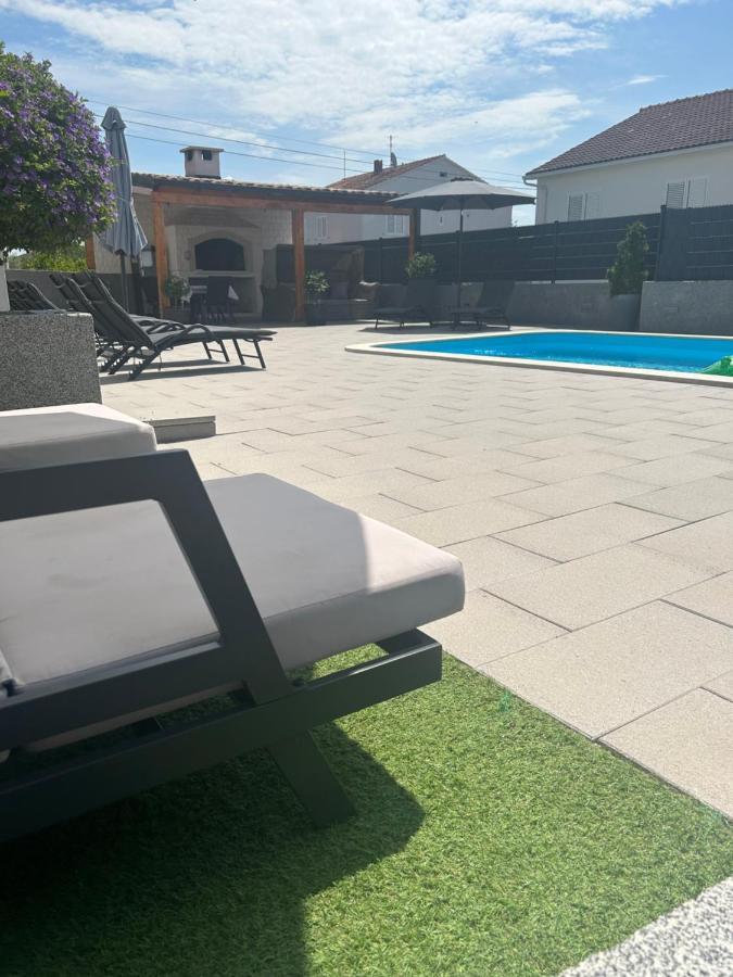 Villa Apartment Aa 2 Trogir Buitenkant foto
