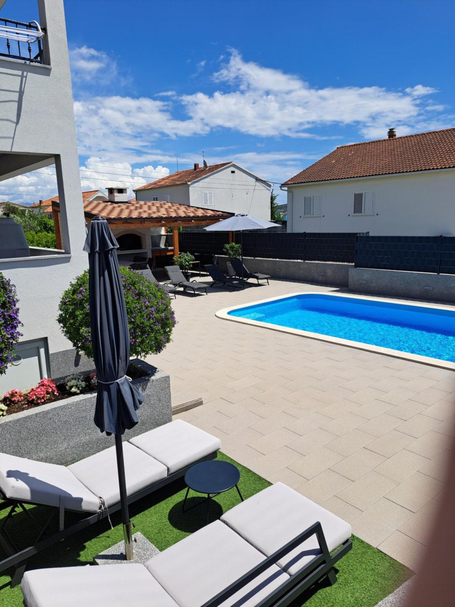 Villa Apartment Aa 2 Trogir Buitenkant foto