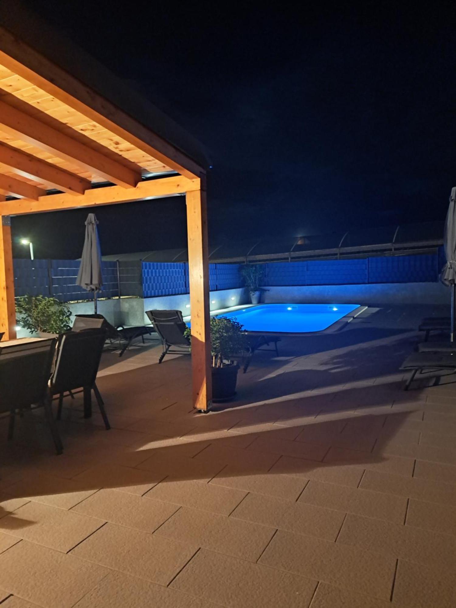 Villa Apartment Aa 2 Trogir Buitenkant foto
