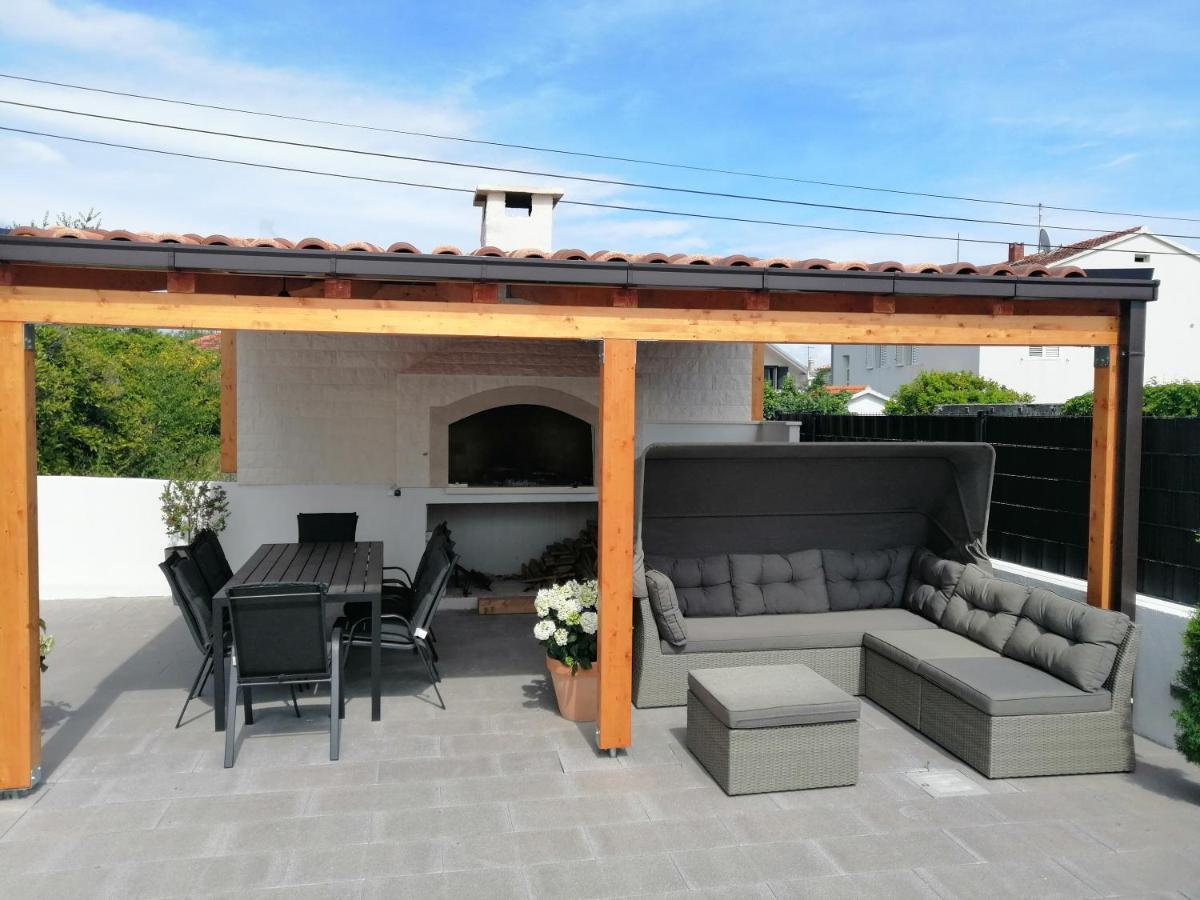 Villa Apartment Aa 2 Trogir Buitenkant foto